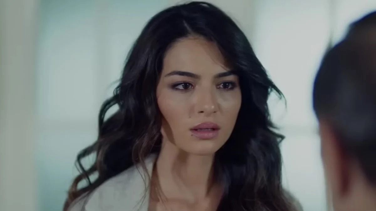 Endless Love, terribile segreto svelato! Imperdibile colpo di scena nella soap di Canale 5, non crederai ai risvolti inaspettati! Scopri di più!