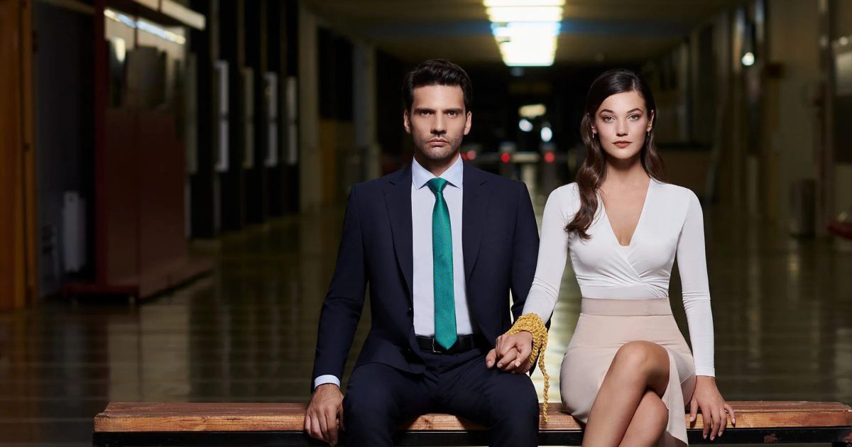 Segreti di famiglia riemerge nella programmazione di Mediaset a dicembre, mentre Il Volo conquista il prime time. Scopri tutte le novità imperdibili!