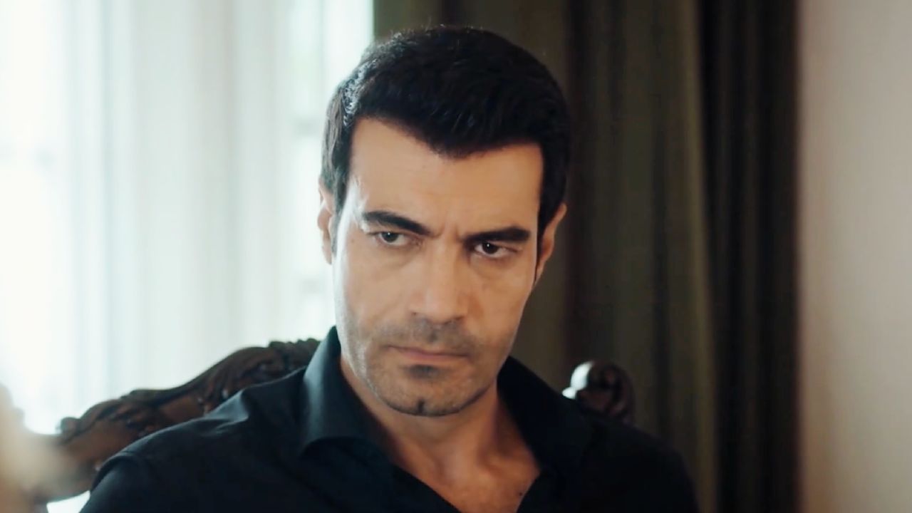 La Rosa della Vendetta: stasera, 10 novembre 2024, non perdere l’ultima emozionante puntata su Canale5. Intrighi e colpi di scena ti aspettano!