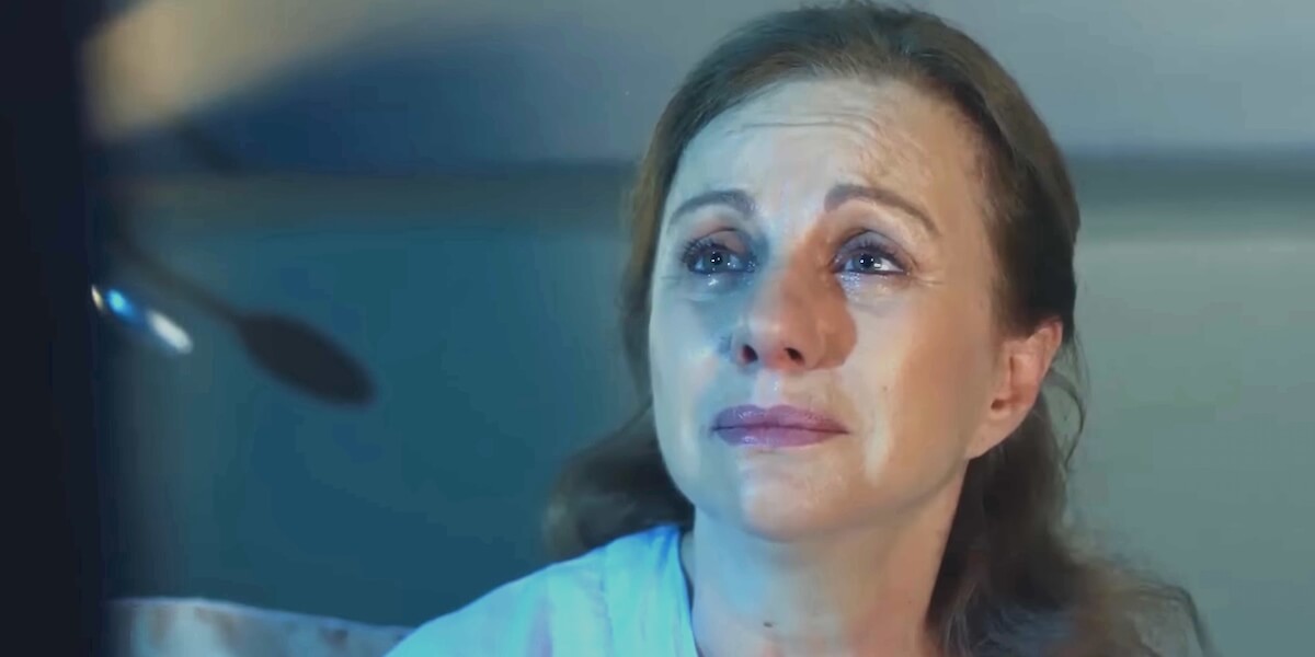 Endless Love anticipazioni: Mujgan rivela un segreto inquietante a Emir, mettendo in discussione il loro legame e creando tensione tra i due protagonisti.