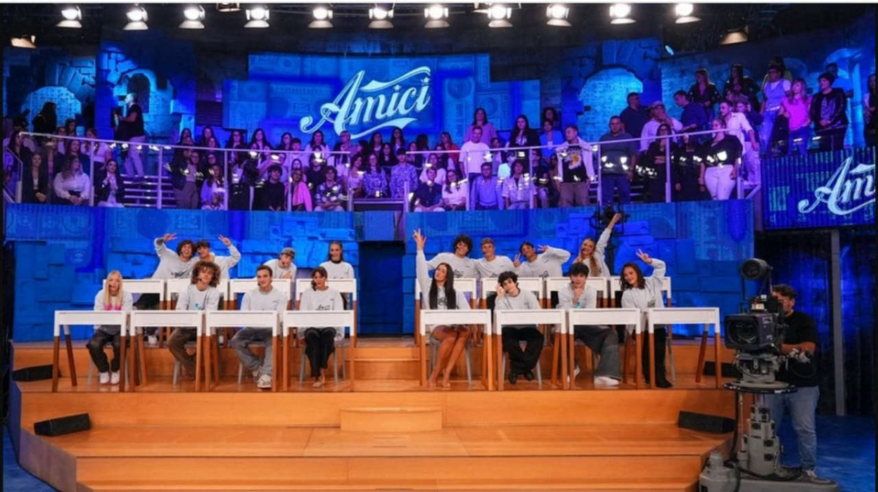 Amici 24, un allievo cambia professore e scatta un provvedimento disciplinare: anticipazioni del 15 dicembre