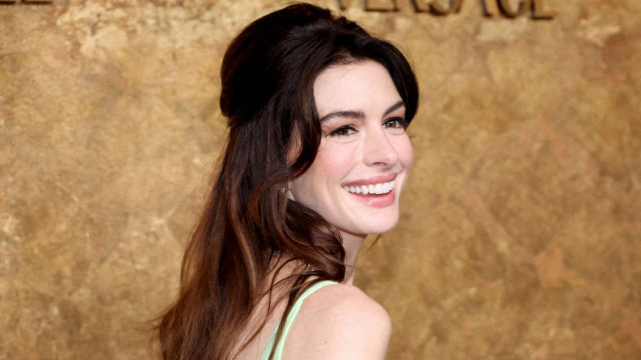 Anne Hathaway e Dave Bautista in una commedia d’azione esclusiva su Amazon