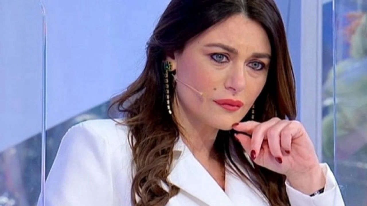 Uomini e Donne: Gloria Nicoletti in conflitto con Maurizio, Michele è vicino a una scelta definitiva.