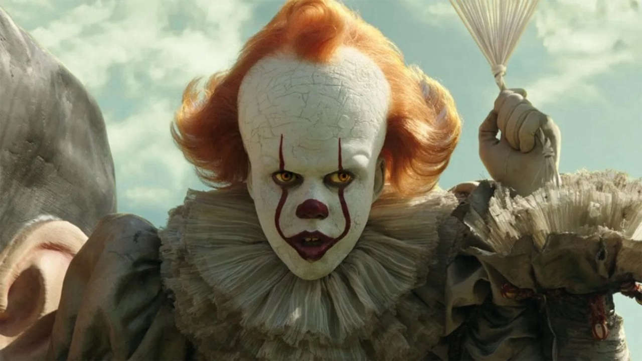 It: Welcome to Derry, Bill Skarsgård anticipa un contenuto hardcore per la serie