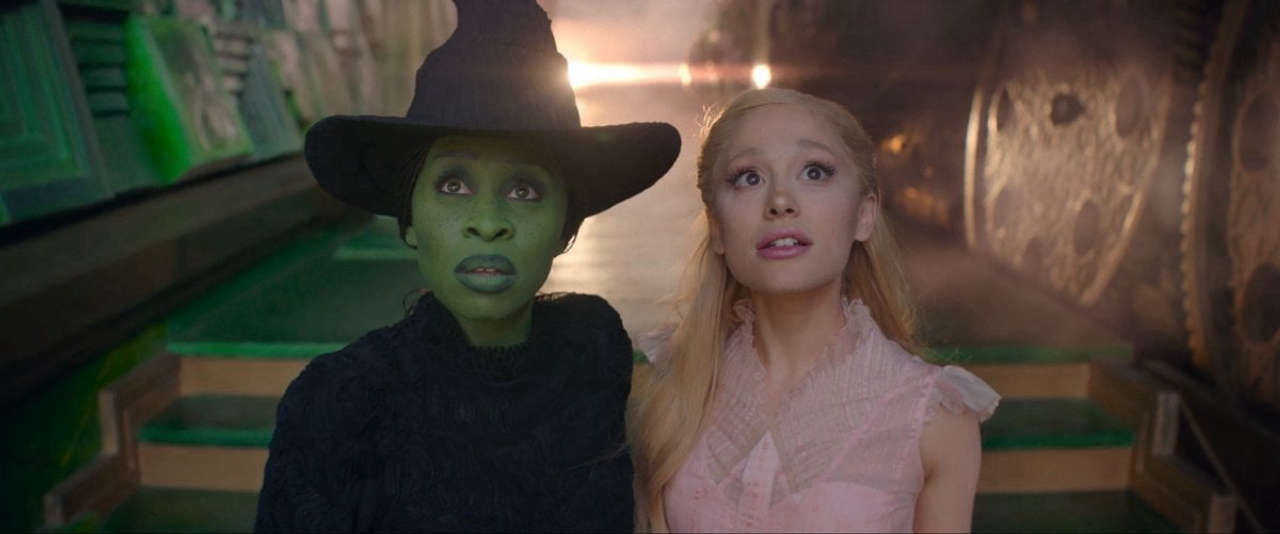 Wicked, Jon M. Chu giustifica la decisione sul titolo del sequel spiegando che nessuno desidera il termine Parte Due