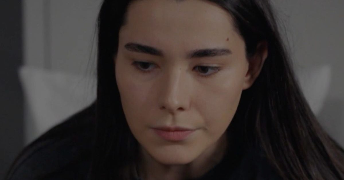 Tradimenti in arrivo nella soap del 14/02: la figlia della giudice si trova nel mirino di minacce pericolose. Tensioni e colpi di scena all’orizzonte.