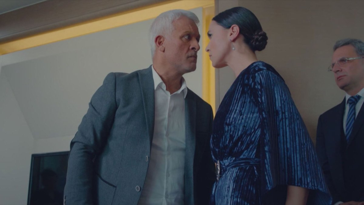 Forbidden Fruit: Halit e Ender si trovano costretti a unirsi per il bene del loro bambino. La tensione cresce mentre rivalità e sentimenti si intrecciano.