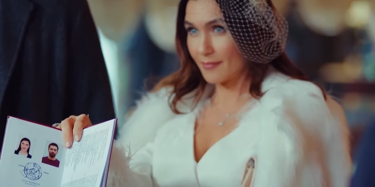 Anticipazioni Forbidden fruit: Alihan sposa Ender, ma com'è possibile?