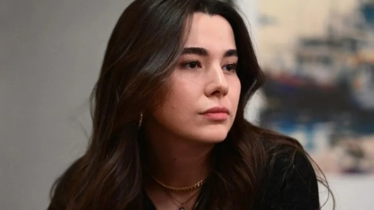 Tradimento, trame puntate serali del 19 settembre su Canale 5