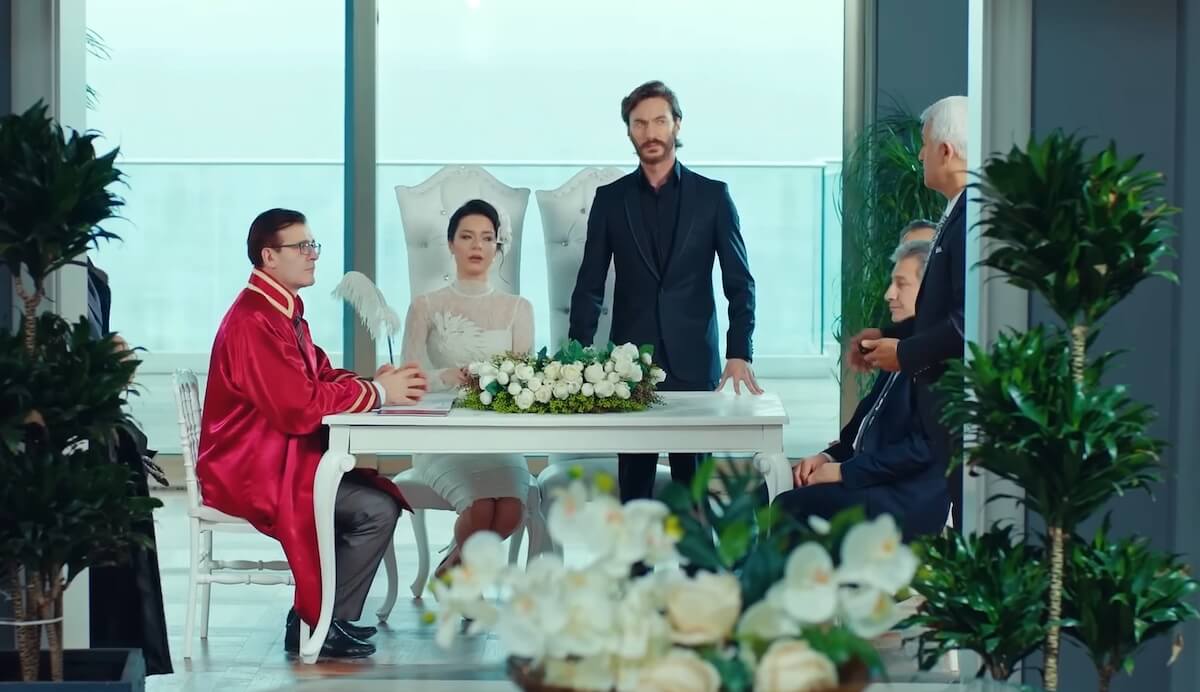 Forbidden Fruit: Kemal sul punto di sposare Zehra ma… | Anticipazioni