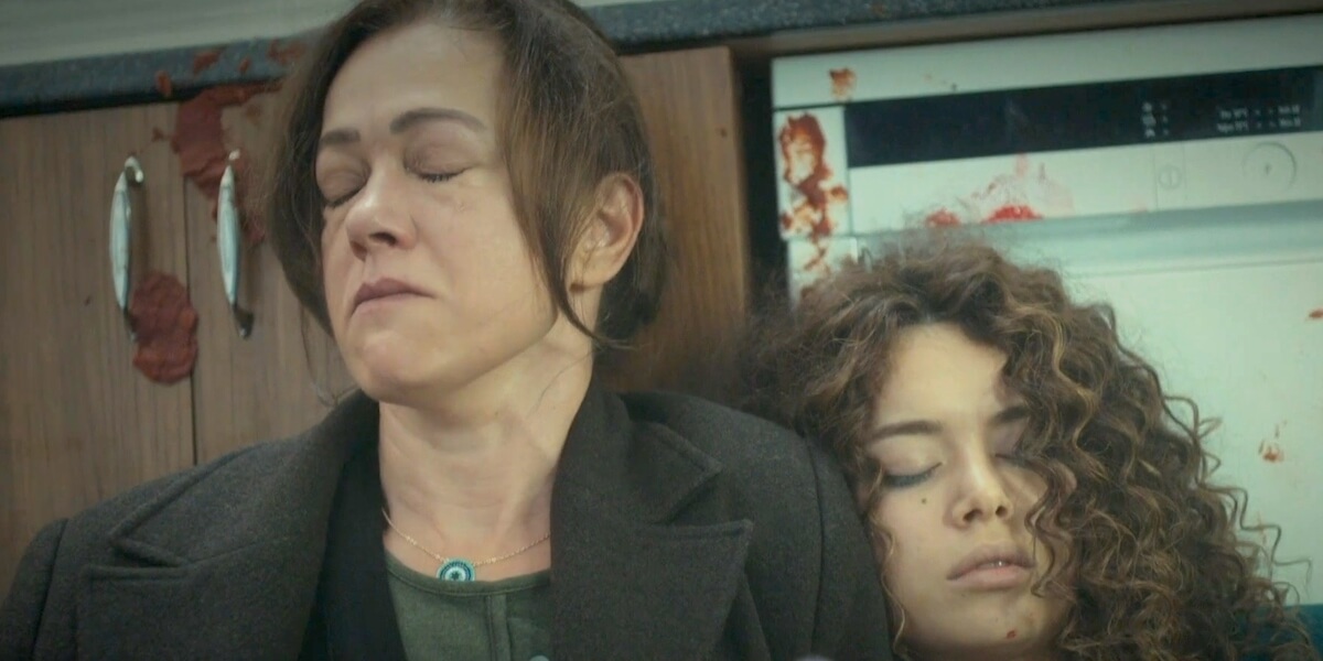 La forza di una donna sospesa: oggi 28 settembre la soap non va in onda