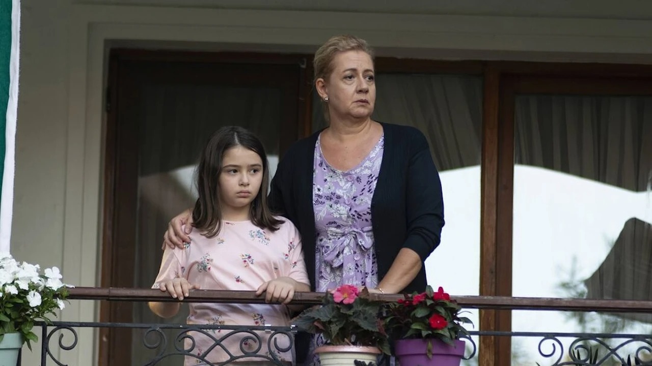 Segreti di famiglia 2, trame dal 6 al 10 ottobre: Defne rapita, Ridvan muore Segreti di famiglia 2, trame dal 6 al 10 ottobre: Defne rapita, Ridvan muore
