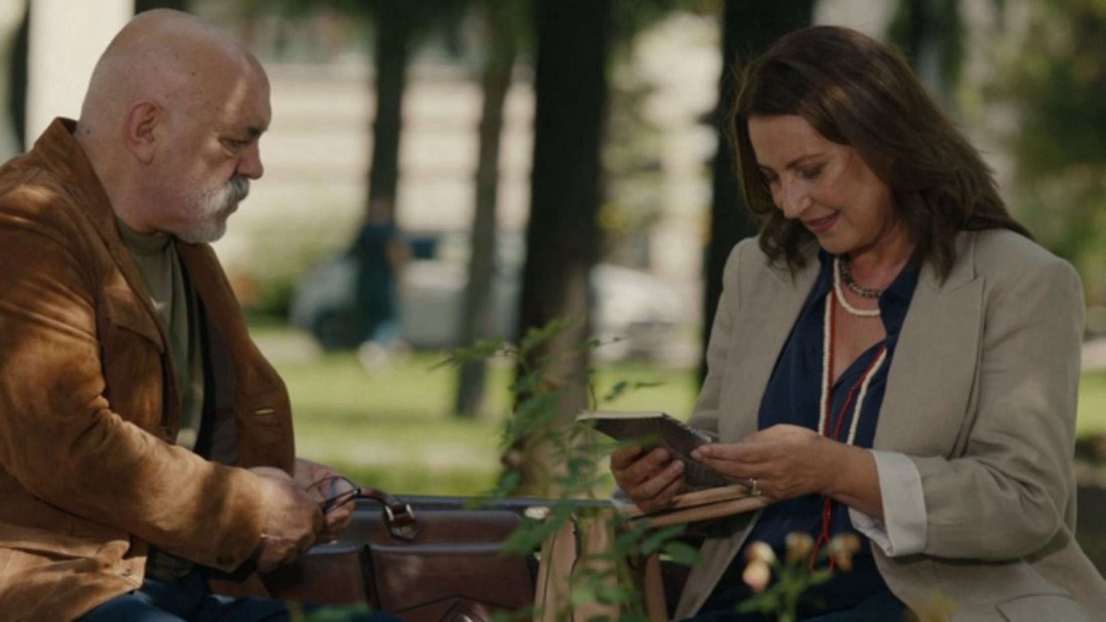 Tradimento: Guzide e Sezai trovano serenità, mentre Tolga architetta il rapimento di Can